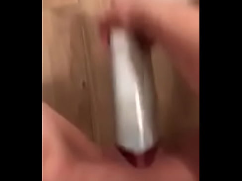 Teen with huge cunt