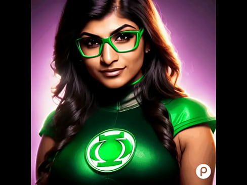 Mia Khalifa super heroína