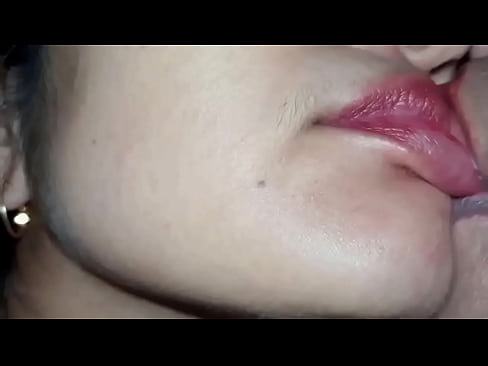 Indian xxx video of Lalita bhabhi, best kissing scene and sucking sex video
