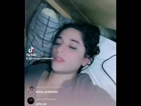 EvaDeFuego tiktokera tiene sexo en un live