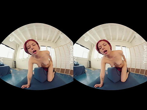 Amateur redhead beauty with tattoos from Yanks Hedera Helix humping her couch in this sexy 3D VR video