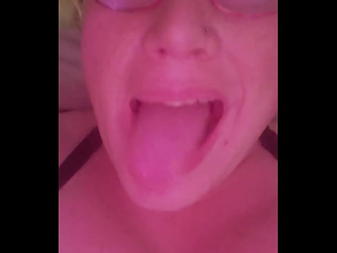 Karilyn Swallowing Cum After Sex From The Condom