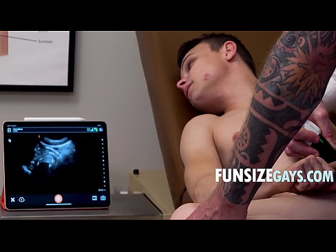 Twink Watches UltraSound Scan Of A Dick Penetrating Him