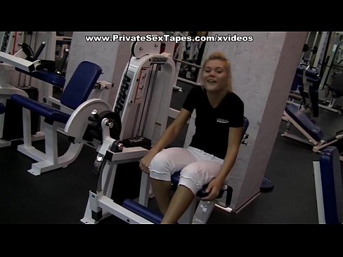 Sexy blonde gf doing sports and blowjob in the gym