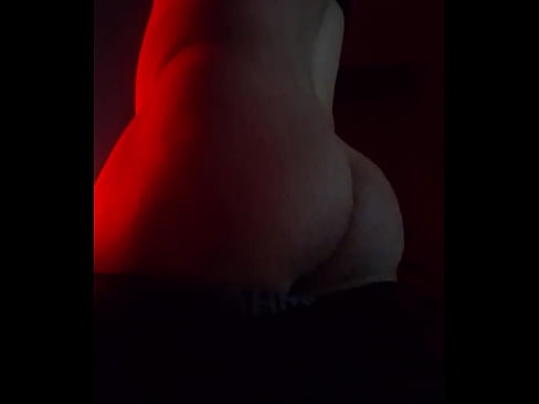 Striptease in red and cum
