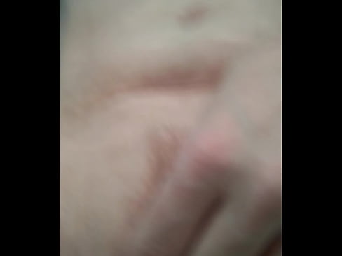 Waterproof test of my new mobile phone. playing with Dutch wet milf pussy