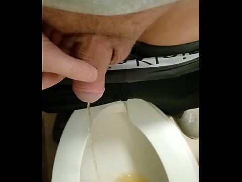 Student, pissing, big cock, very hot