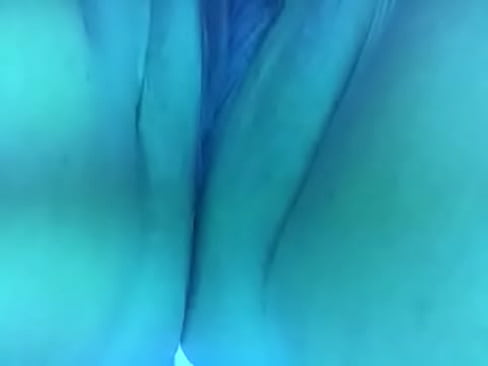 Rubbing my pussy while I'm tanning
