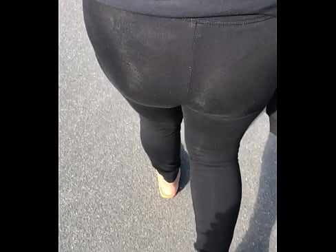 Thick ass walkingth