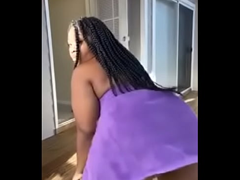 Bounce ass dancing with a towel only