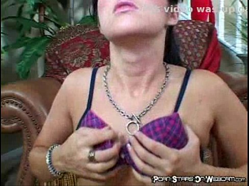 Chelsie Rae Rubbing Her Moist Pink Twat