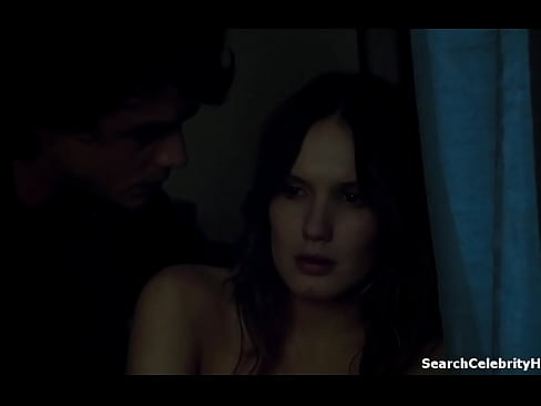 Ana Girardot - Les Revenants S02E02