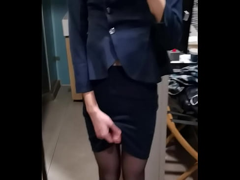 crossdresser masturbation