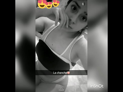 pendeja de 18 años bien se muestra para todos