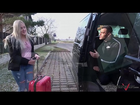 Takevan Stupid young blonde cheated by fake taxi driver and spread legs for him