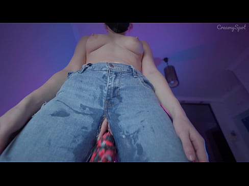Big Ass Girl in Ripped Jeans Takes Fuckmachine Dildo and Fills Her Pussy with Huge Creampie Loads
