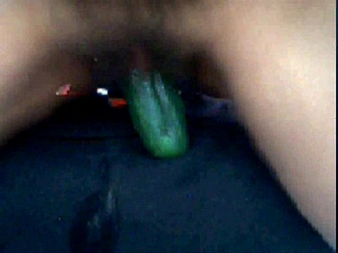 madura cachonda con pepino cam