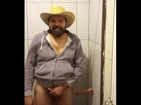 Cowboy dandose