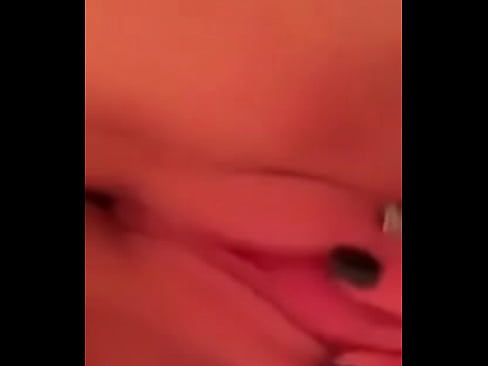 Chick loves rubbing herself while filming herself in the bathroom