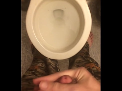 cumming in the toilet