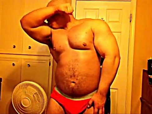 [beefymuscle.com] Megamuscle boy showing off his power