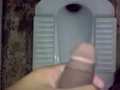 Blowjob in the toilet by indian hotty guy