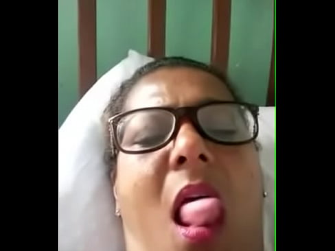 Sexy Mature Latina with Sexy Tongue