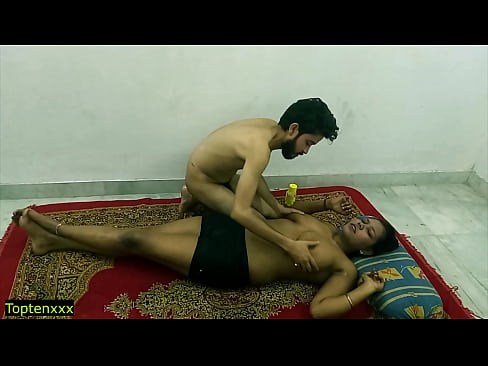 Desi hot homemade sex at personal massage parlor! Hindi hot Girl fucking