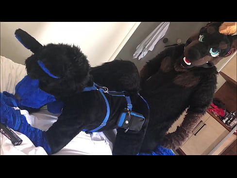 Fursuit Sex Kairo fucked by Slim at FWA