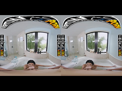 VIRTUAL PORN - Bathing With Kiana Kumani #POV #VR