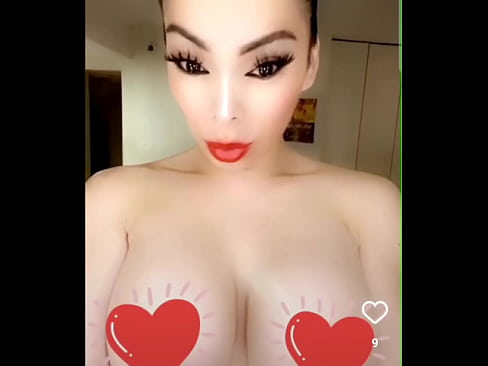 Look at het tranny tits daddy