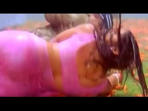 Isha Gopikar wet saree panty visible wet butt