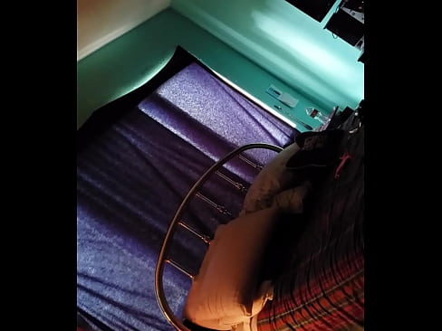 girl on bed have sex