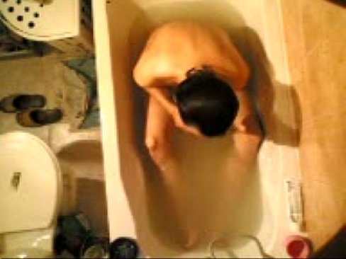 Hidden cam hairy wife in bathtub