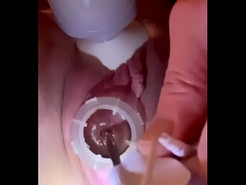 Cumming w vibrator and painful sound