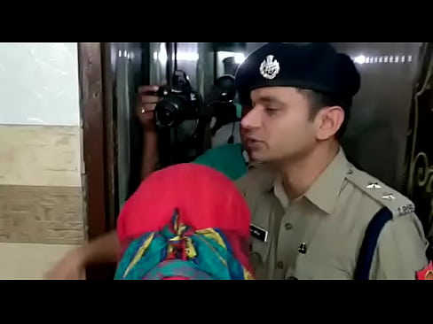 Jhansi hotel room raid indian sex scandal 2