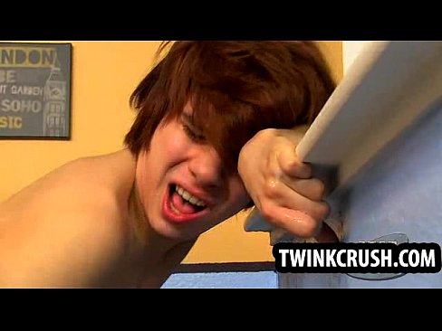 Teen twink gets fucked bareback and sucks cock