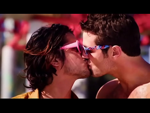 Gay Kiss from Mainstream Television - #7 | gaylavida.com