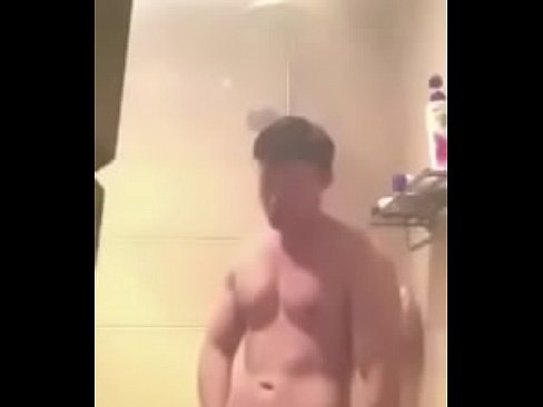 Showering guy on cam