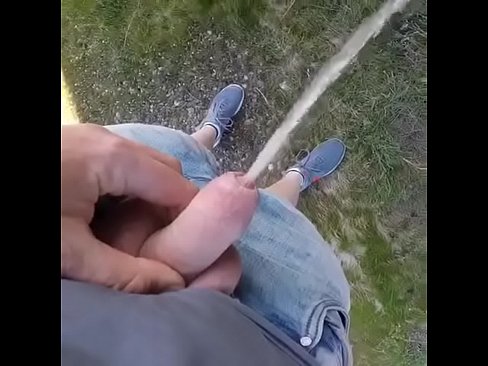 Outdoor wanking