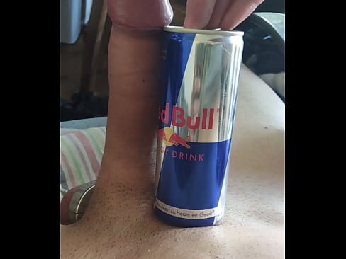 18cm Vs Redbull can