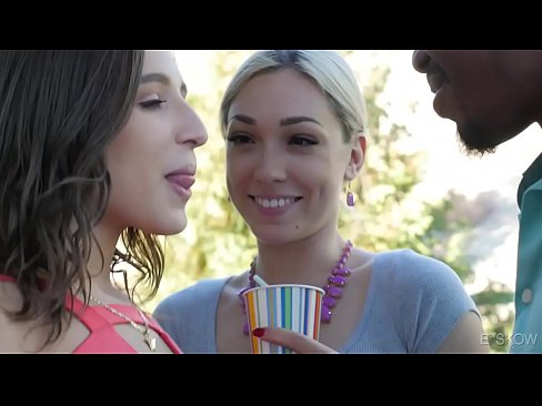 Interracial threesome with Lily LaBeau and Abella Danger