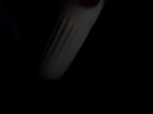 Cgirl420 plays with her vib in the dark....AVI