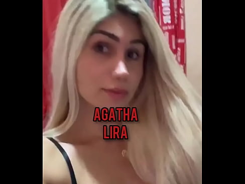 Trans loira sensual