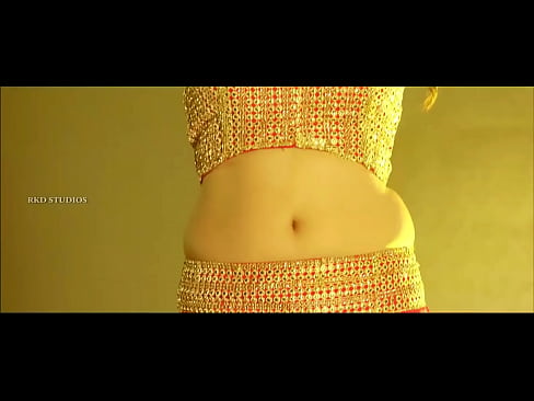 Nikki Galrani Hot Dance Basanti - HD