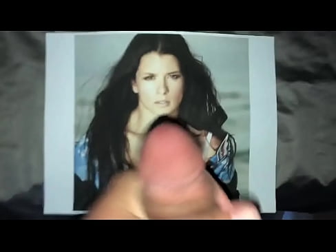 Danica Patrick takes a big load in cum tribute