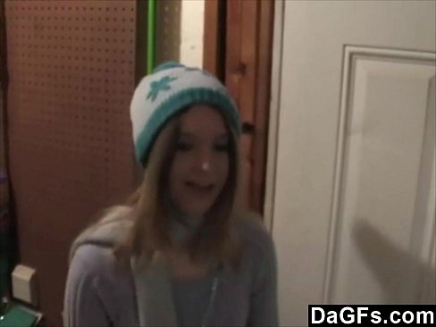 Dagfs - This Annoying Bitch Go Tease The Neighbor