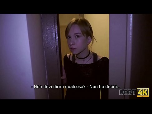 Debt4k. L'agente di prestito viene a prendere soldi comprare fa sesso pazzo con l' Alice Klay