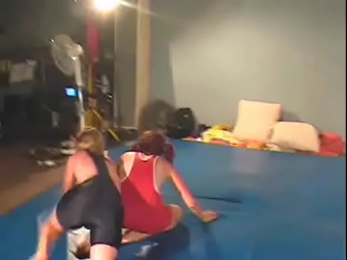 Rookies try singlets and wrestle