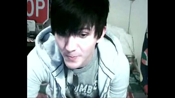 gaycamplanet.com-emo boy on cam